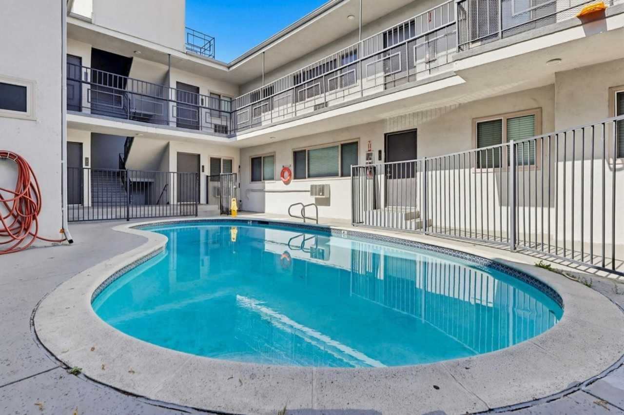 Kester Apartments - Photo 7 of 50