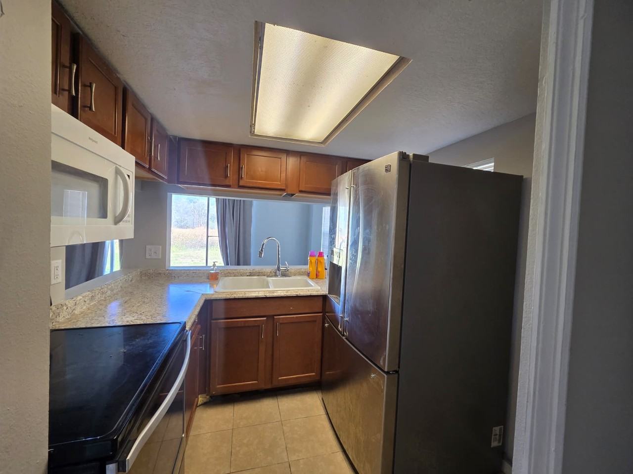 475 Caribbean Dr #A - Photo 7 of 35