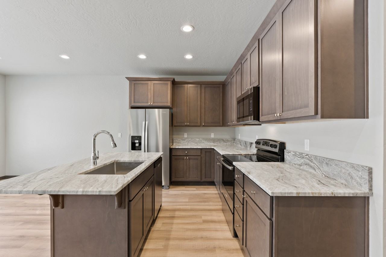 4 Seventh St #1 - Photo 5 of 19