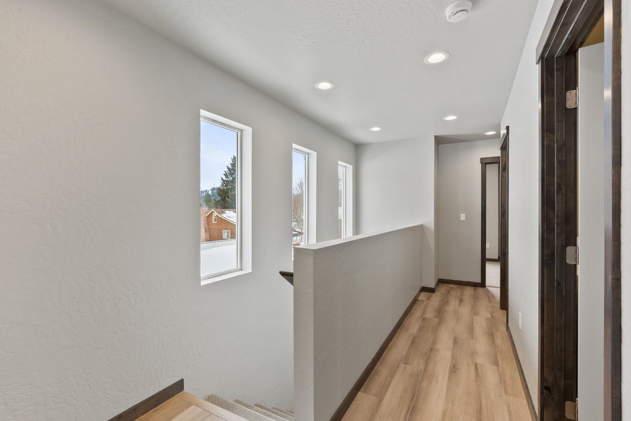 4 Seventh St #1 - Photo 7 of 19