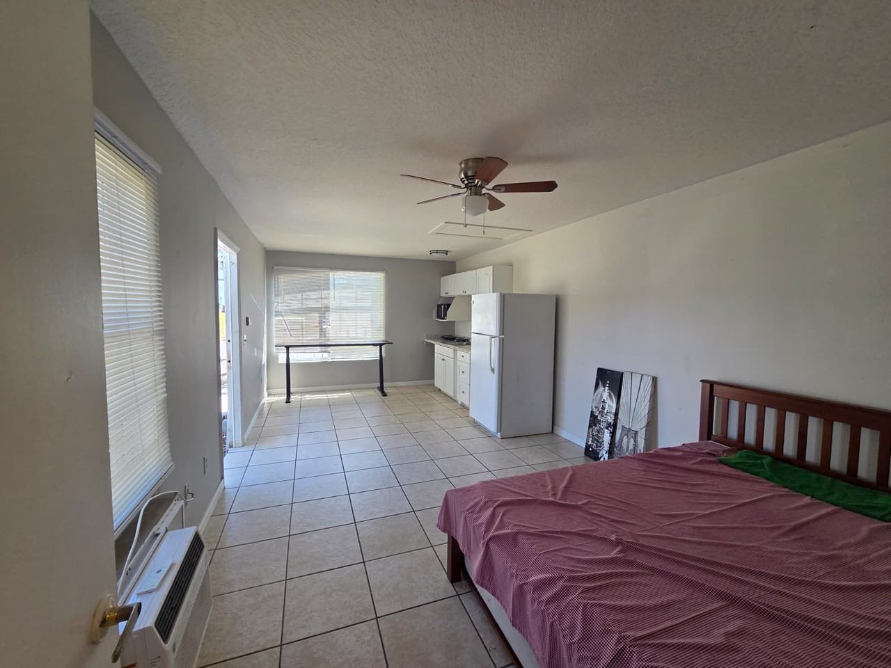 475 Caribbean Dr #B - Photo 6 of 28