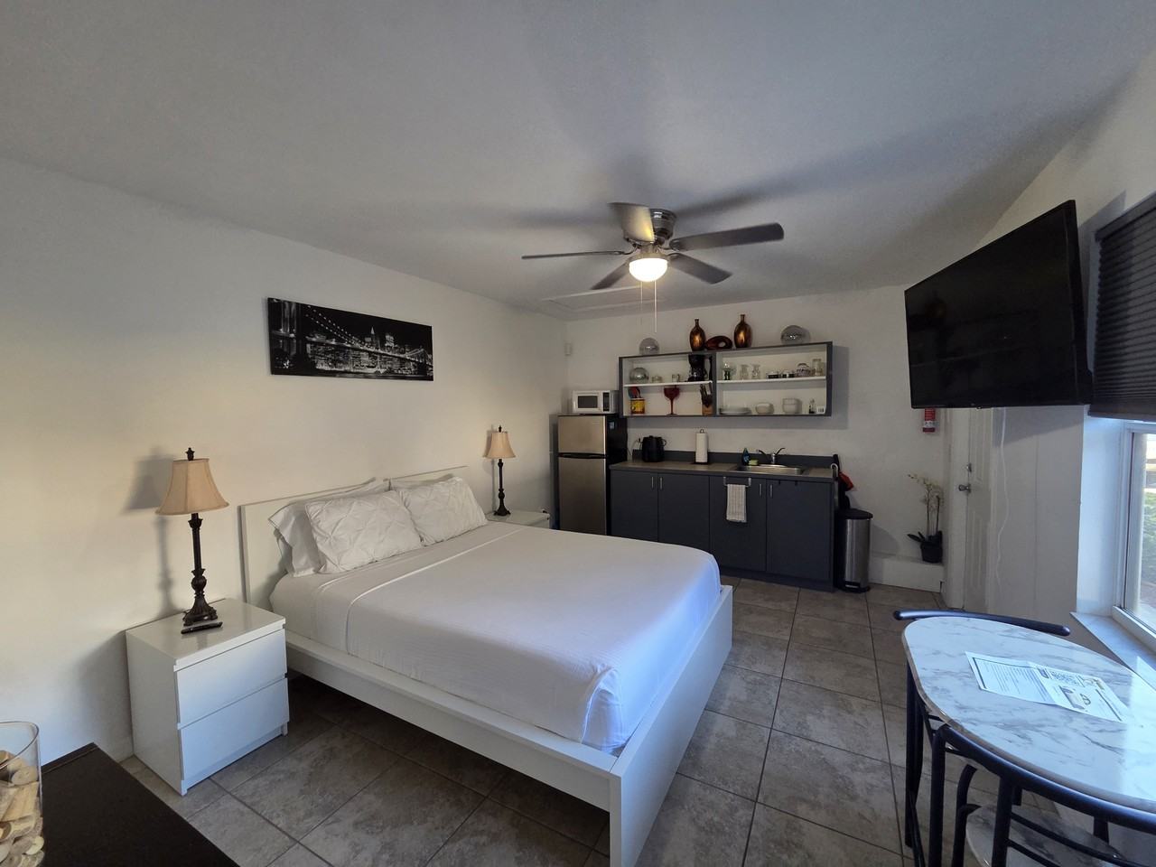 803 Caribbean Dr #B - Photo 3 of 27