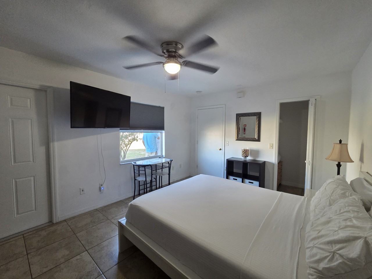 803 Caribbean Dr #B - Photo 5 of 27