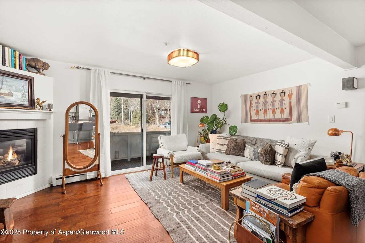 326 Midland Ave Unit 308 - Photo 2 of 11