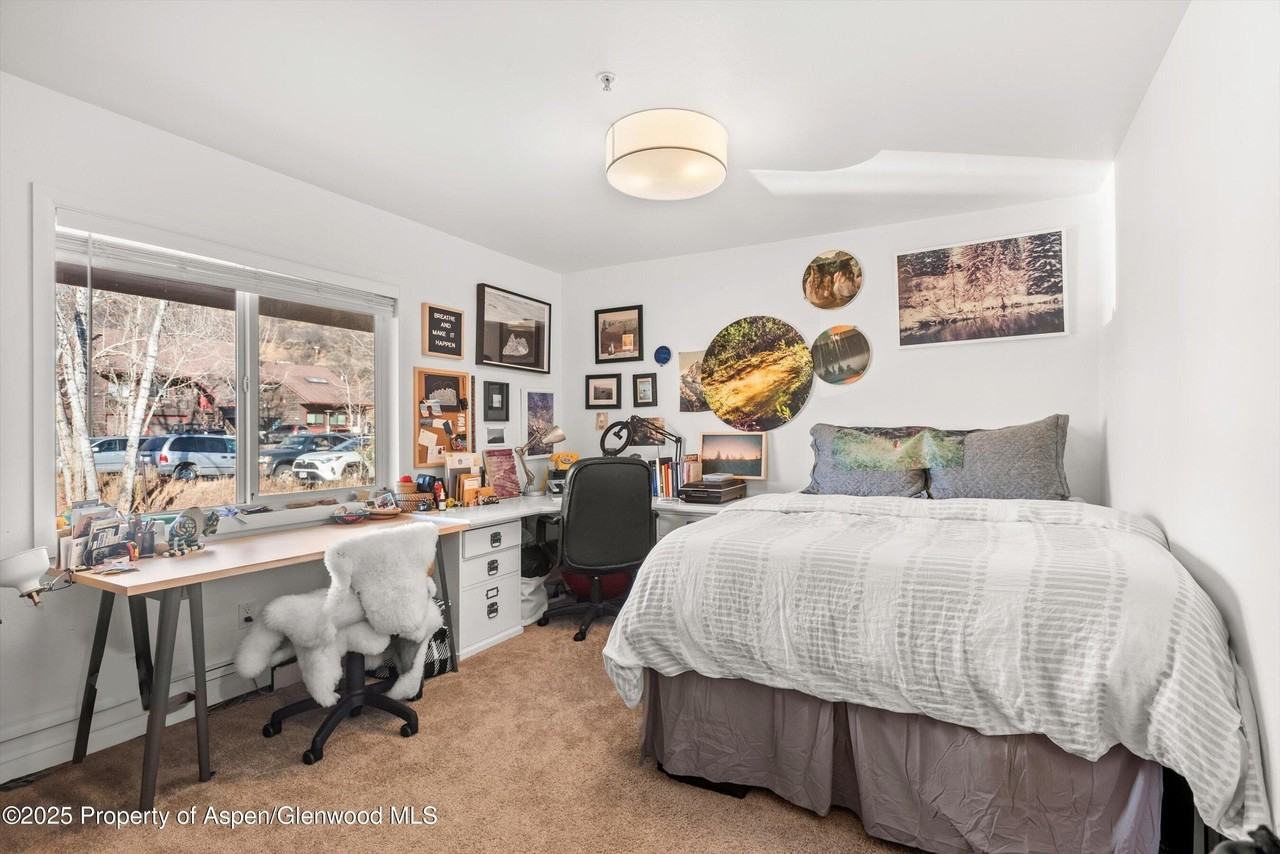 326 Midland Ave Unit 308 - Photo 5 of 11