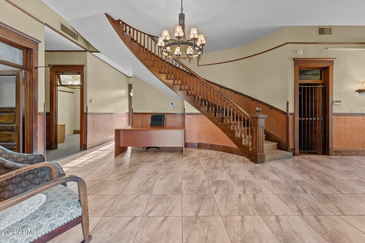 1 E Apache St - Photo 5 of 21