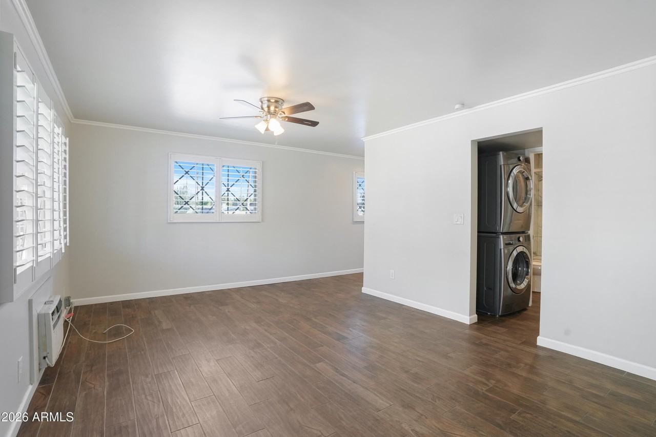 3426 N Miller Rd Apt 5 - Photo 4 of 10