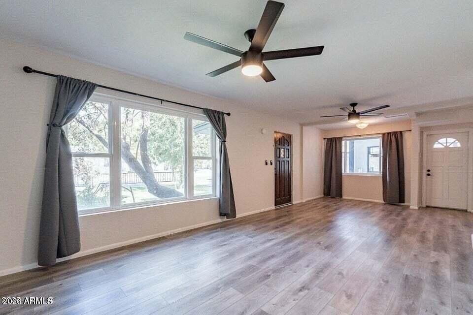 505 W Howe St - Photo 3 of 20