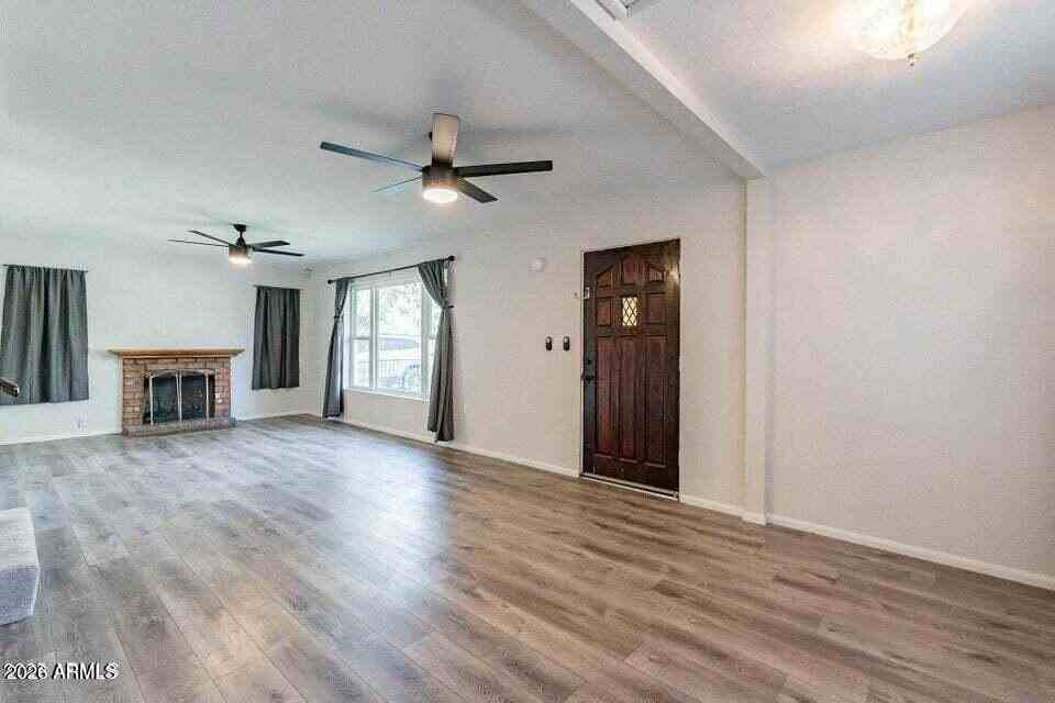 505 W Howe St - Photo 5 of 20