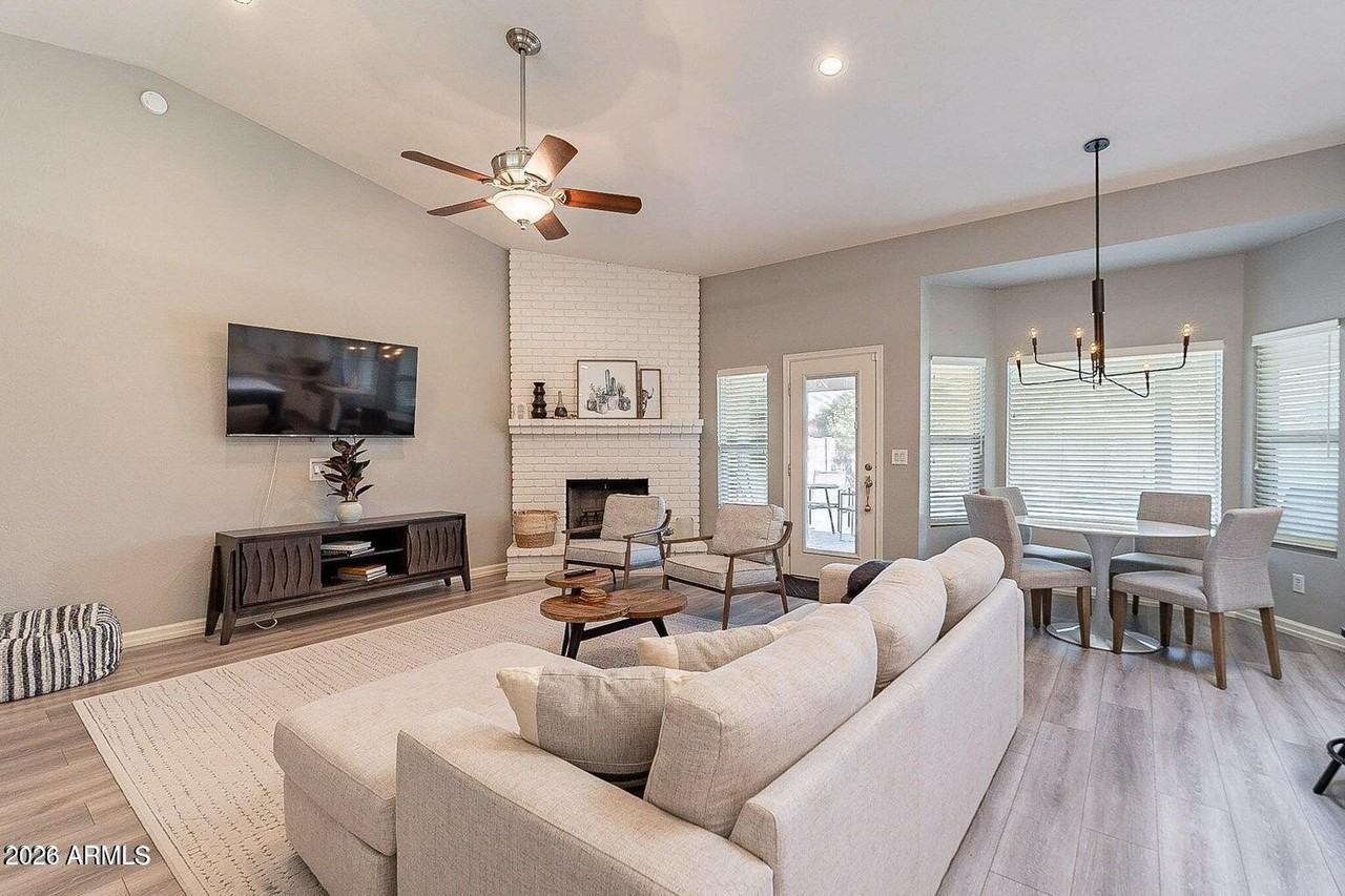 5879 E Le Marche Ave - Photo 3 of 35