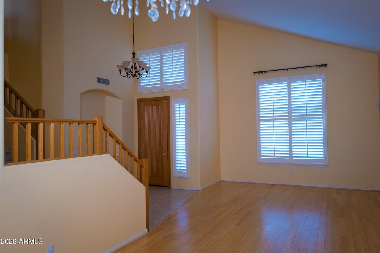 844 W Azalea Dr - Photo 4 of 26