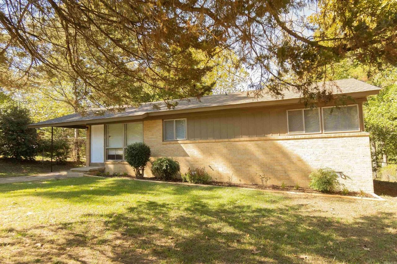 26 Greenway Dr - Photo 2 of 28