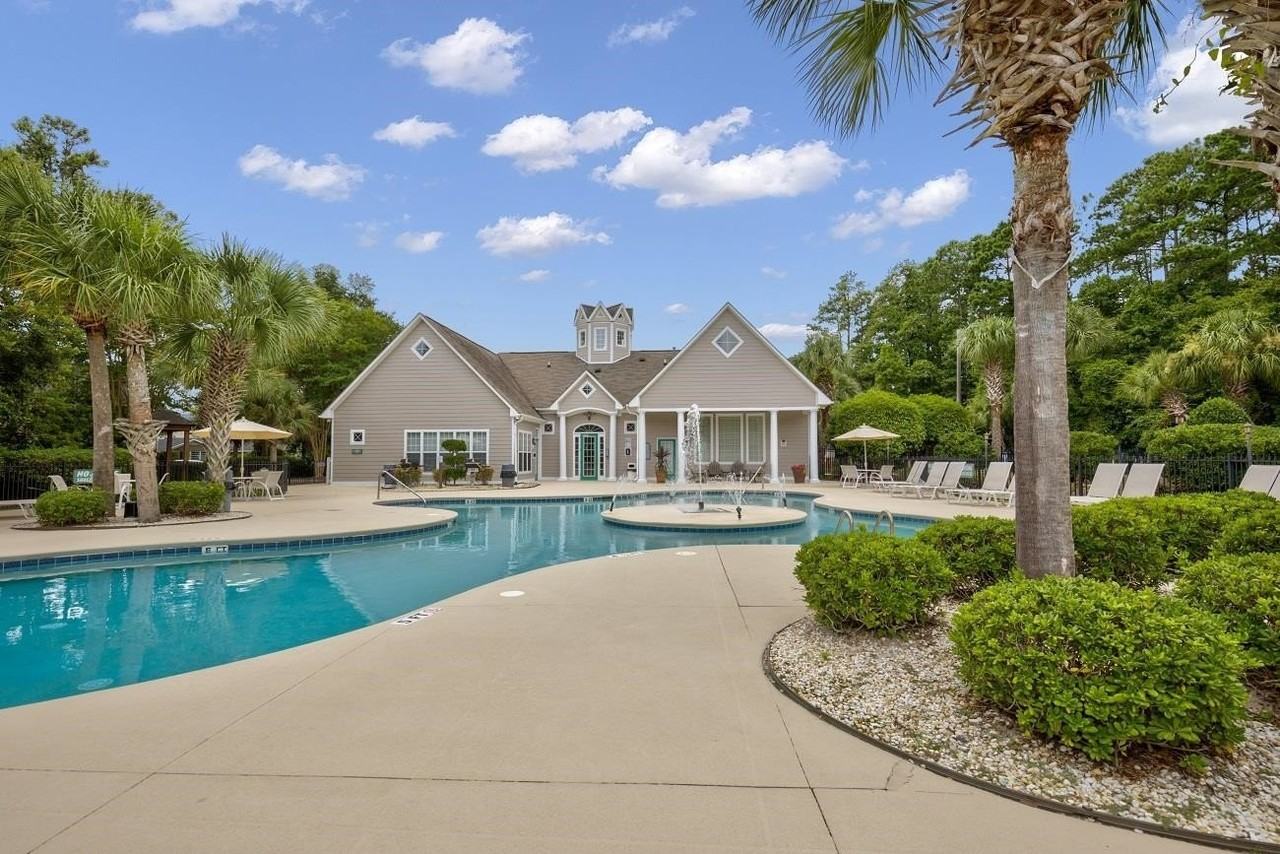 9734 Leyland Dr - Photo 4 of 31