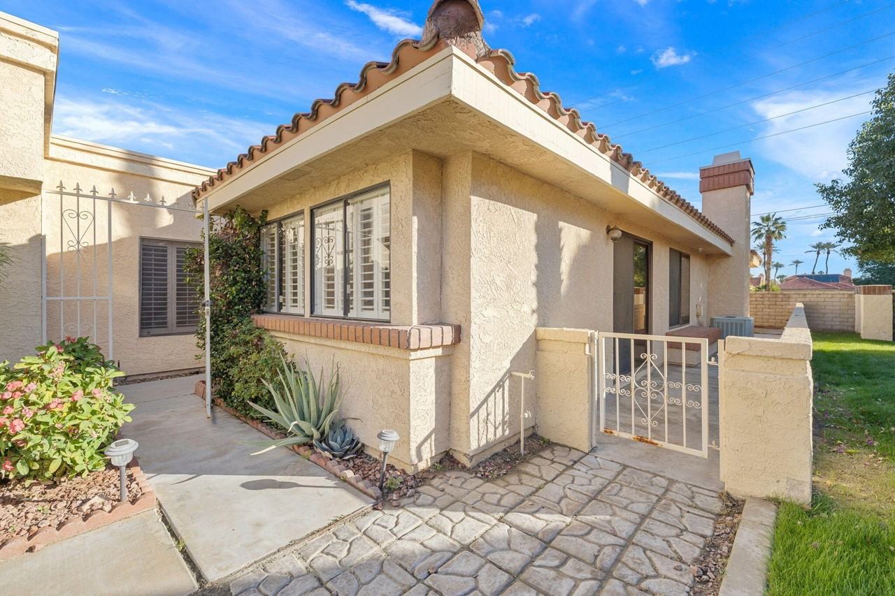 41710 Colada Ct - Photo 6 of 31