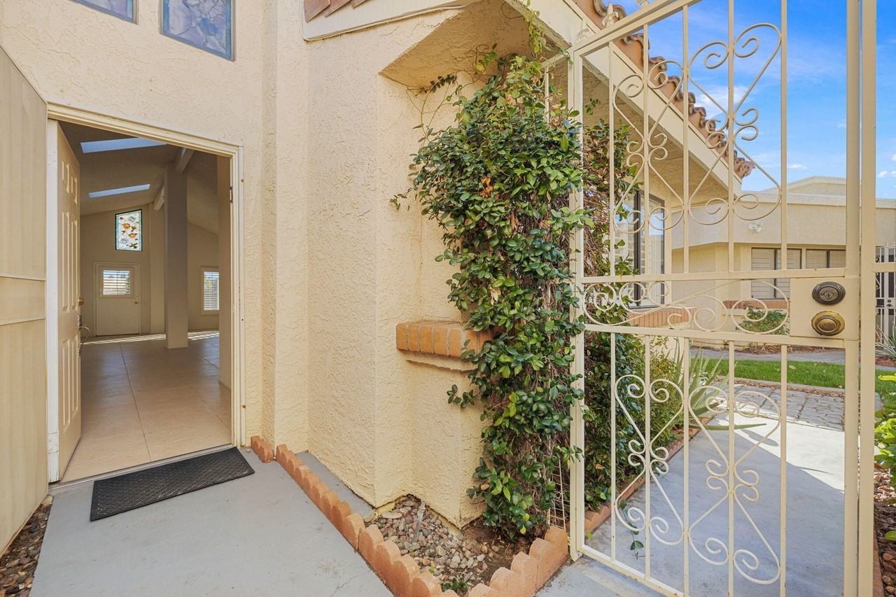 41710 Colada Ct - Photo 7 of 31