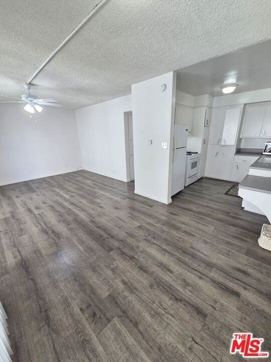 1449 Butler Ave Apt 4 #4 - Photo 3 of 8