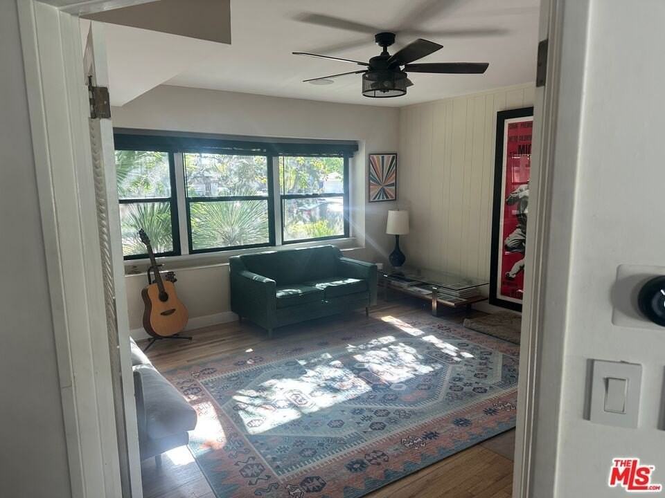 16729 Klee St - Photo 6 of 11