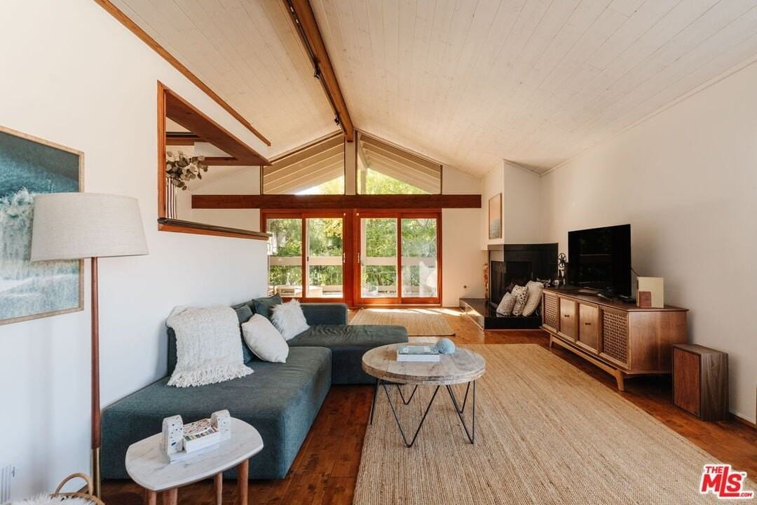 4450 Alla Rd - Photo 2 of 43