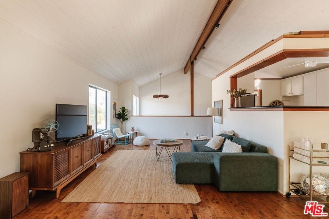 4450 Alla Rd - Photo 3 of 43