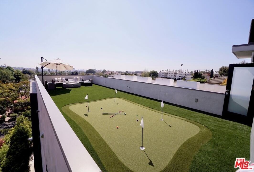 2030 Talmadge St - Photo 5 of 41