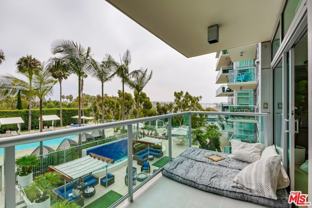 13700 Marina Pointe Dr Unit 531 - Photo 1 of 1