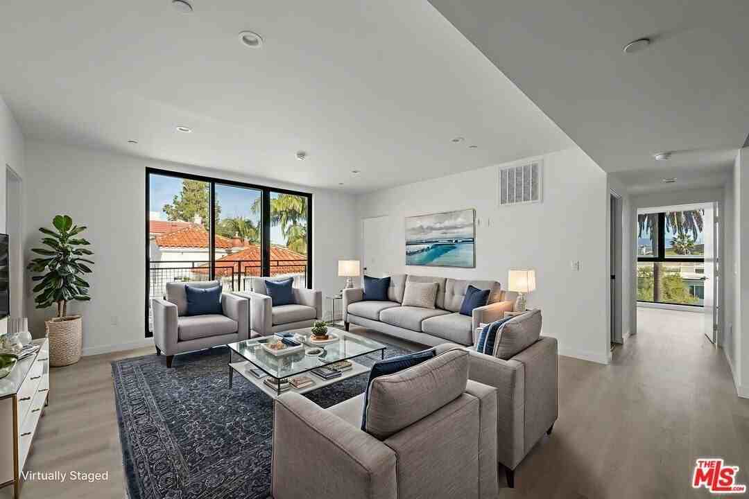 3755 S Canfield Ave Unit 301