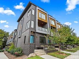 featured image of 815 E 36th St