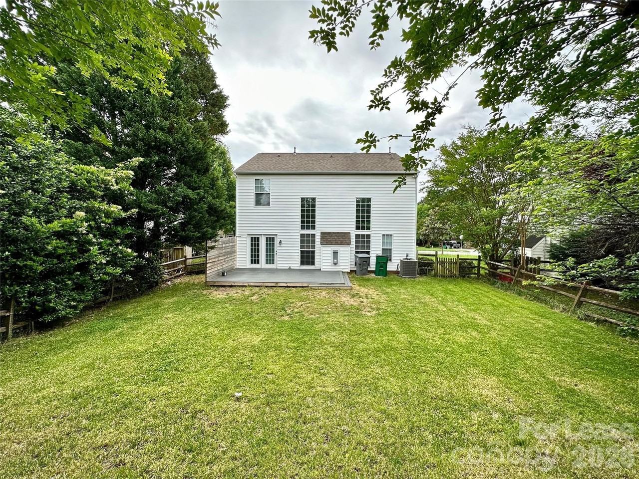 5307 Bentgrass Run Dr - Photo 2 of 37