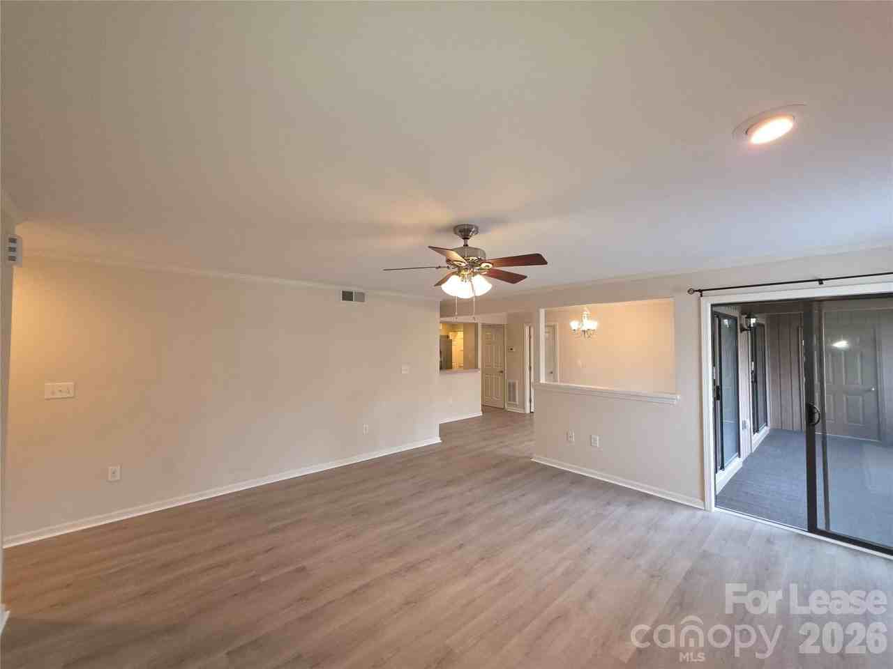 7325 Winery Ln - Photo 4 of 24