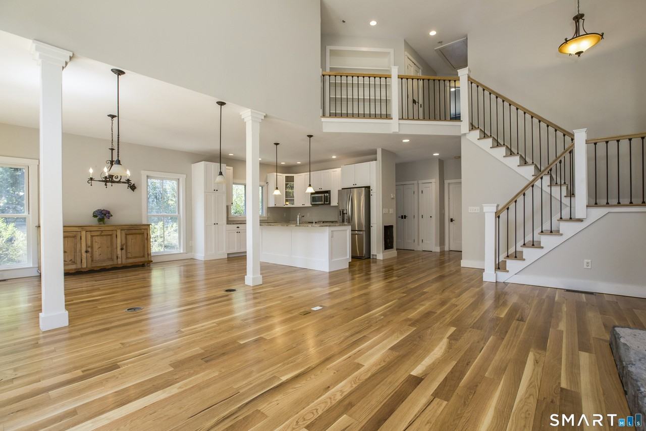 14 Burr Rd - Photo 4 of 21