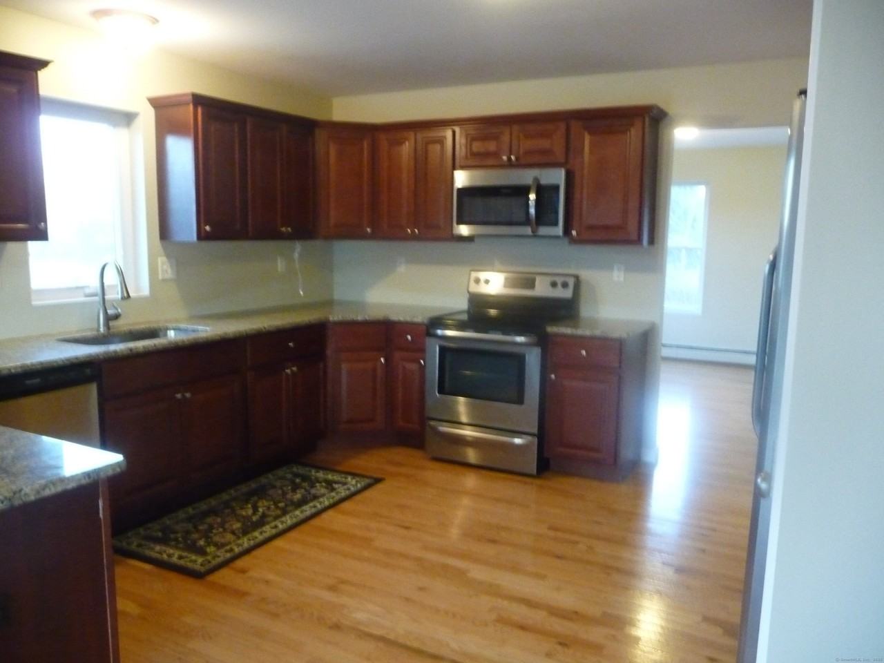 632 Westchester Rd Unit B - Photo 4 of 24