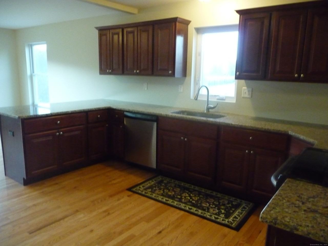 632 Westchester Rd Unit B - Photo 5 of 24