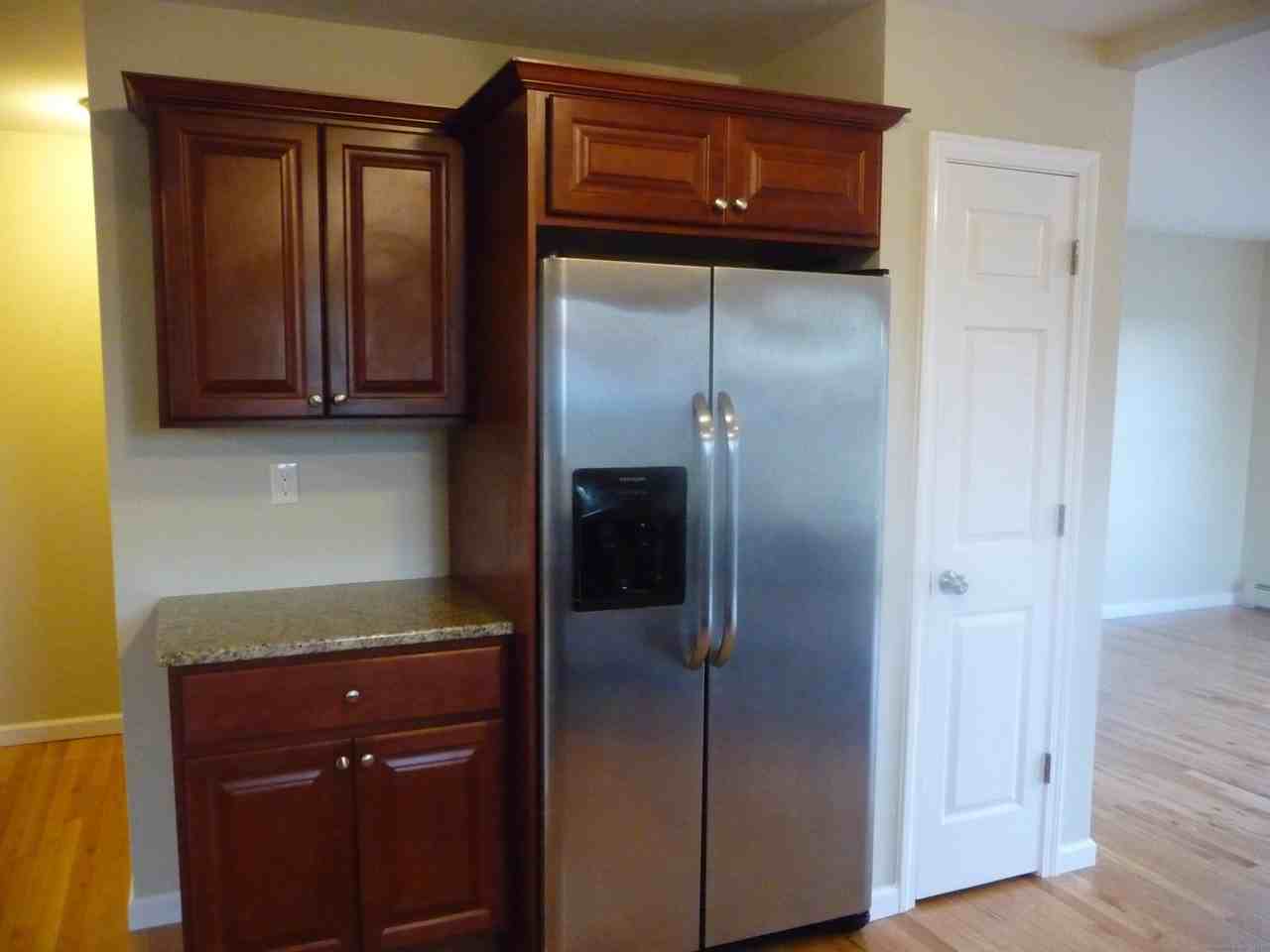 632 Westchester Rd Unit B - Photo 6 of 24