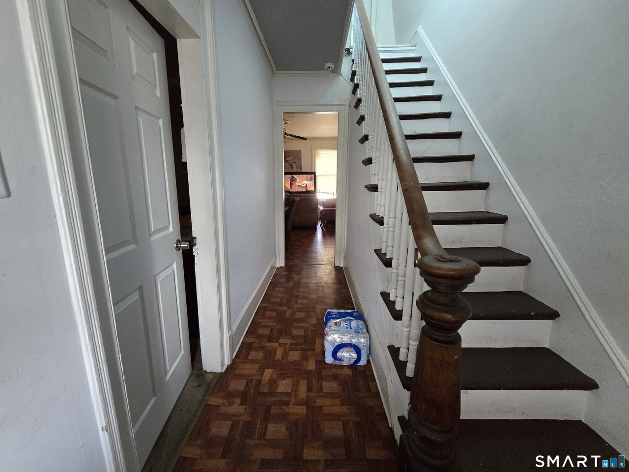 102 Hanover St - Photo 2 of 9