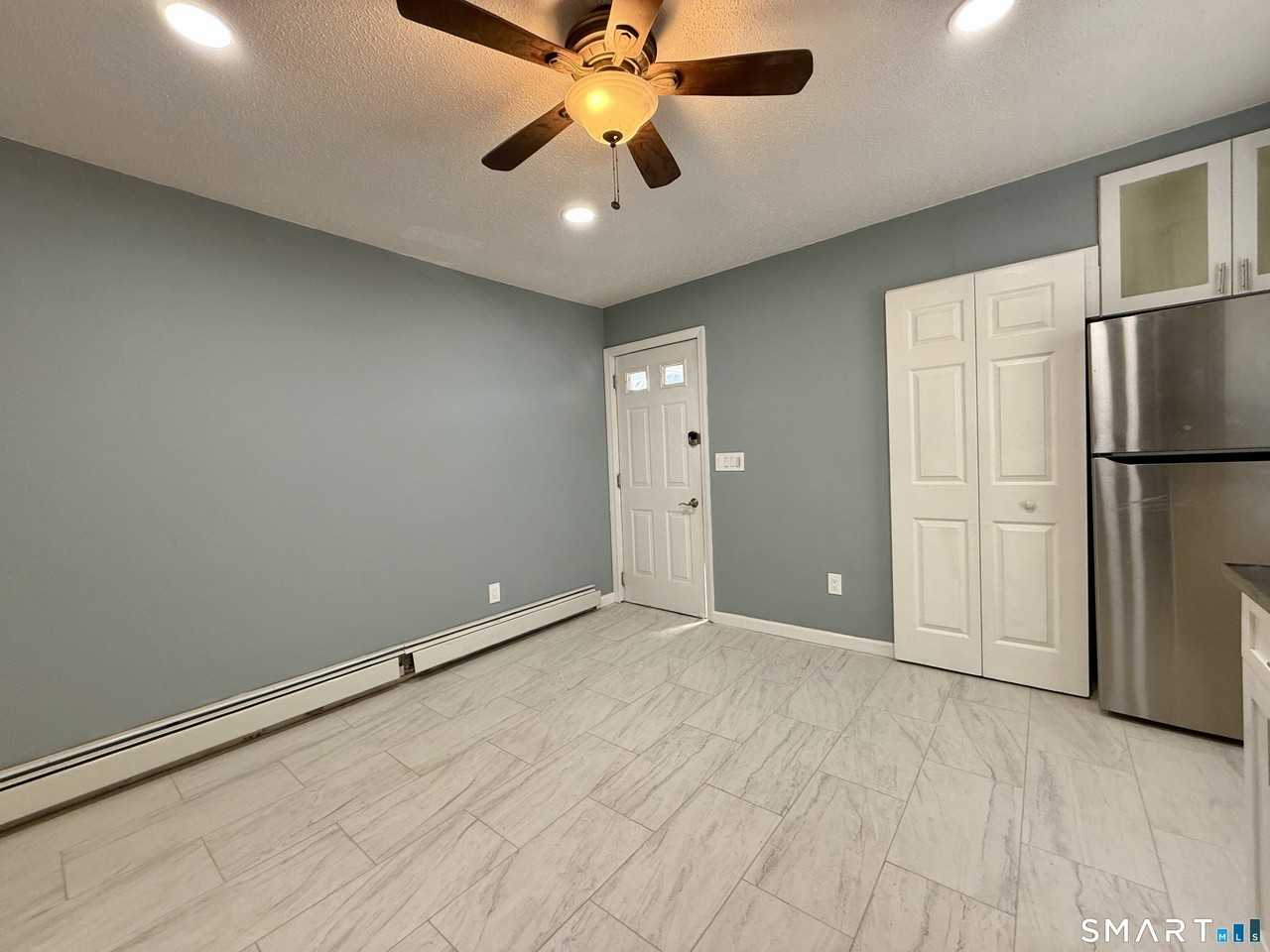 8 Scott St Apt 2 - Photo 3 of 15