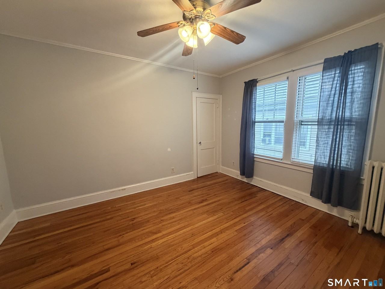 65 Burr St 2nd Fl - Photo 7 of 11