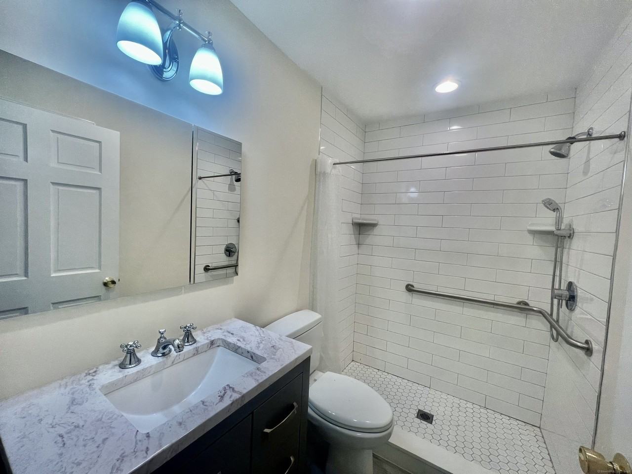 80 Josephine Evaristo Avenue unit: 1St Fl & Basement - Photo 4 of 29