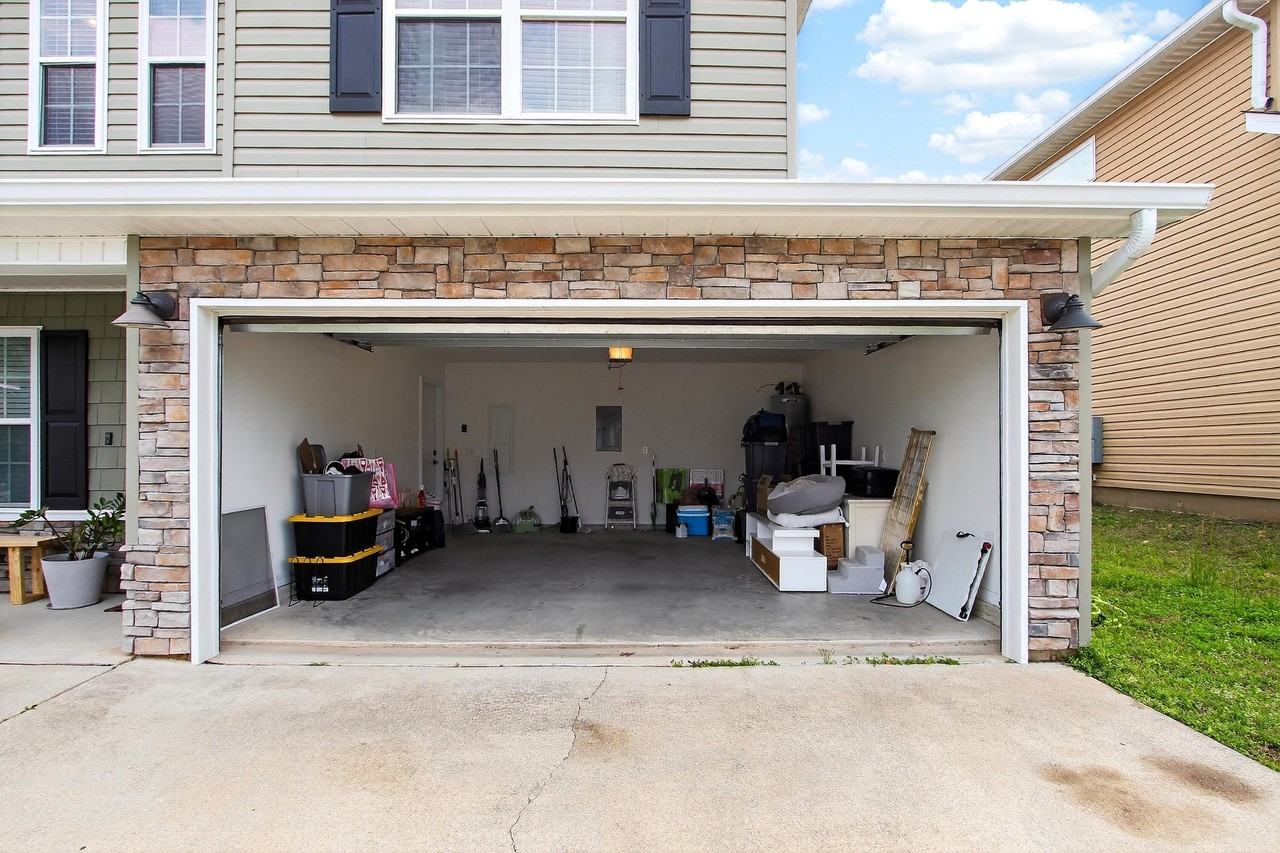 507 Eisenhower Dr - Photo 5 of 35