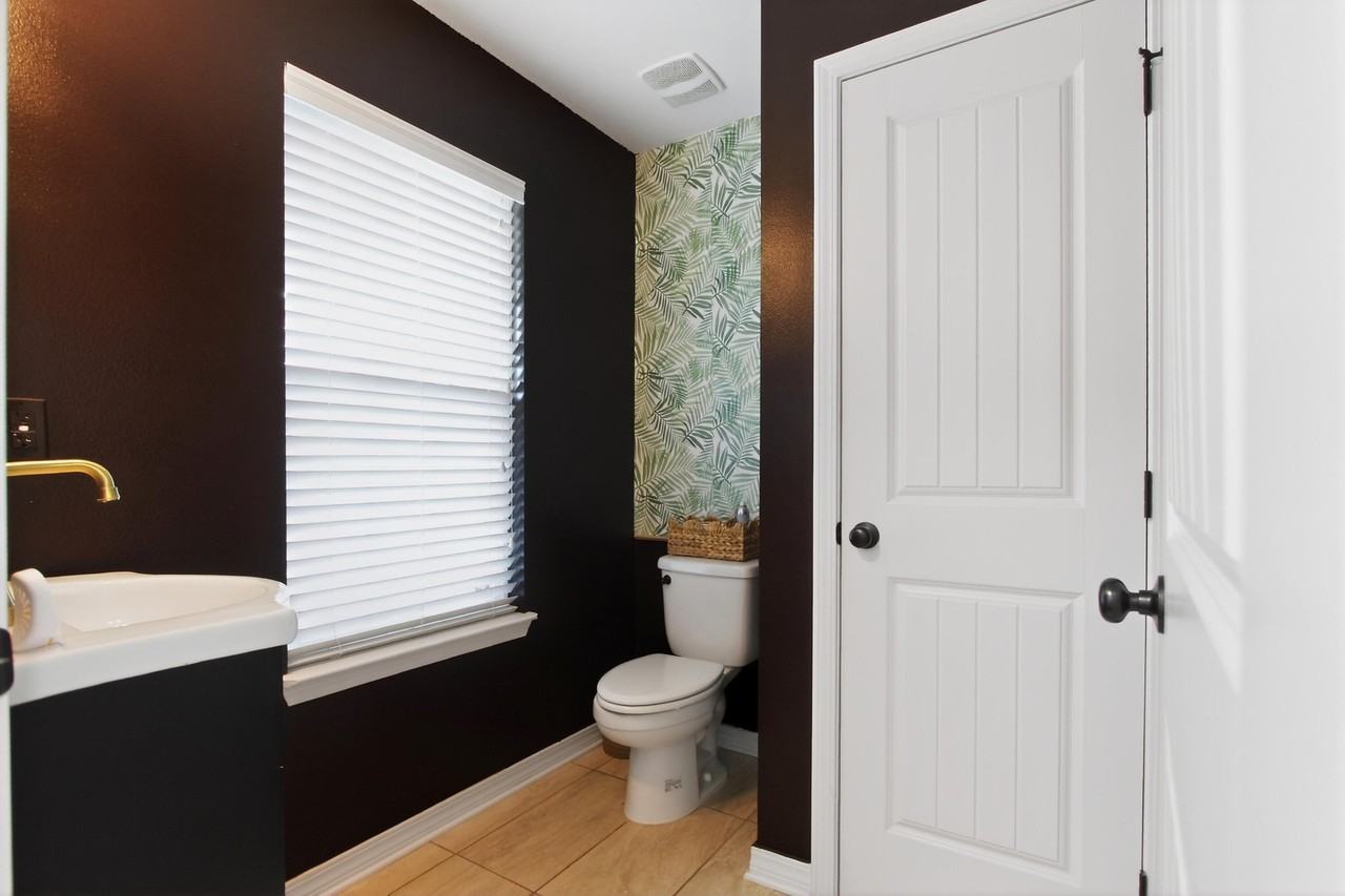 507 Eisenhower Dr - Photo 6 of 35