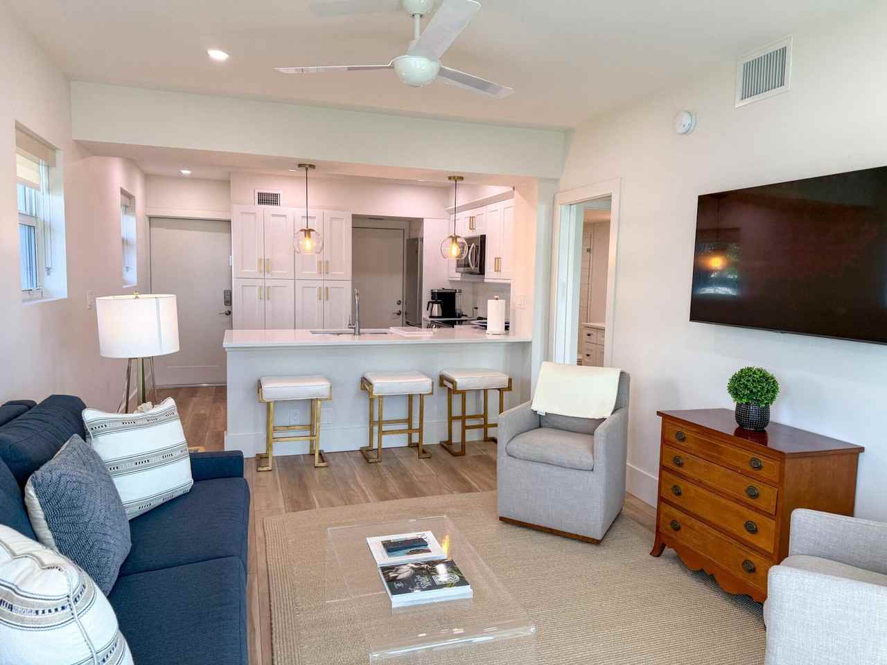 850 Ne Spanish River Blvd - Photo 2 of 18