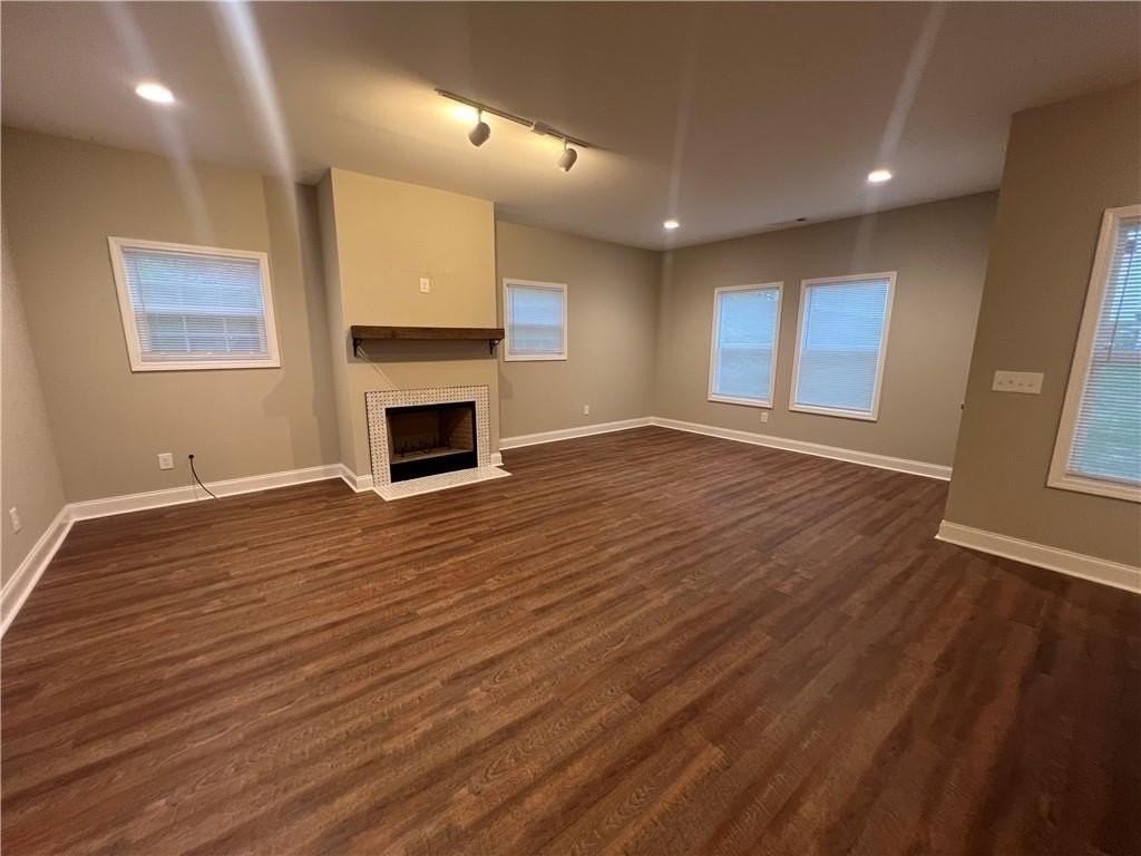 536 Liberty Park Dr Ne - Photo 3 of 10