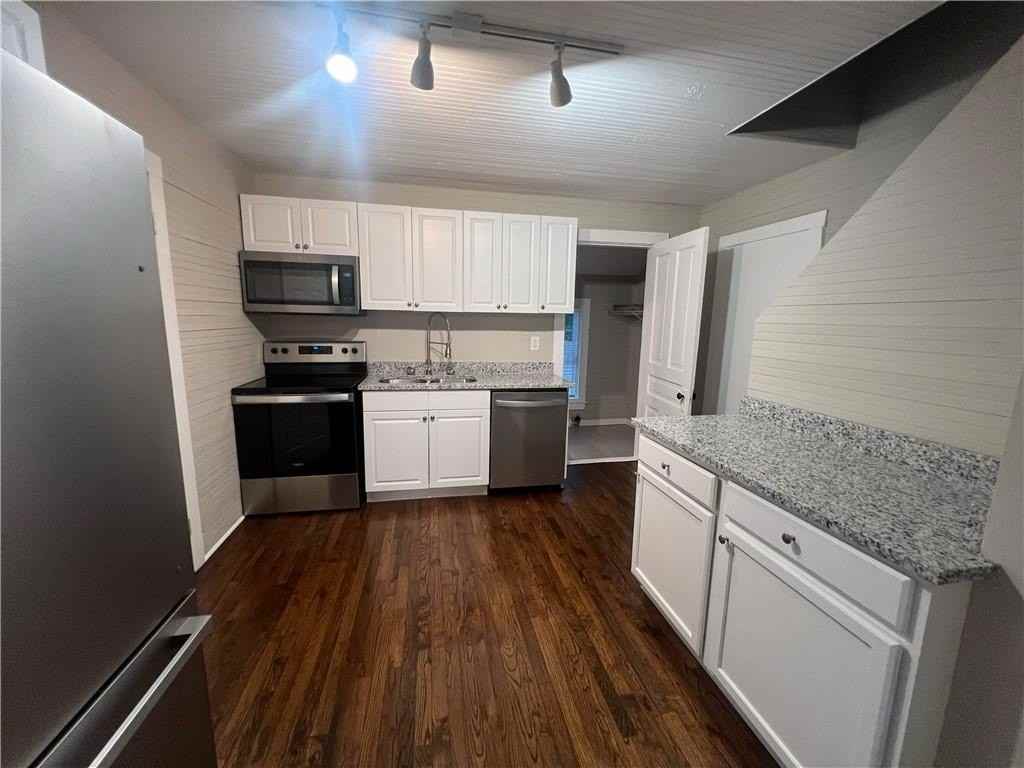 21 Quarry St - Photo 3 of 8