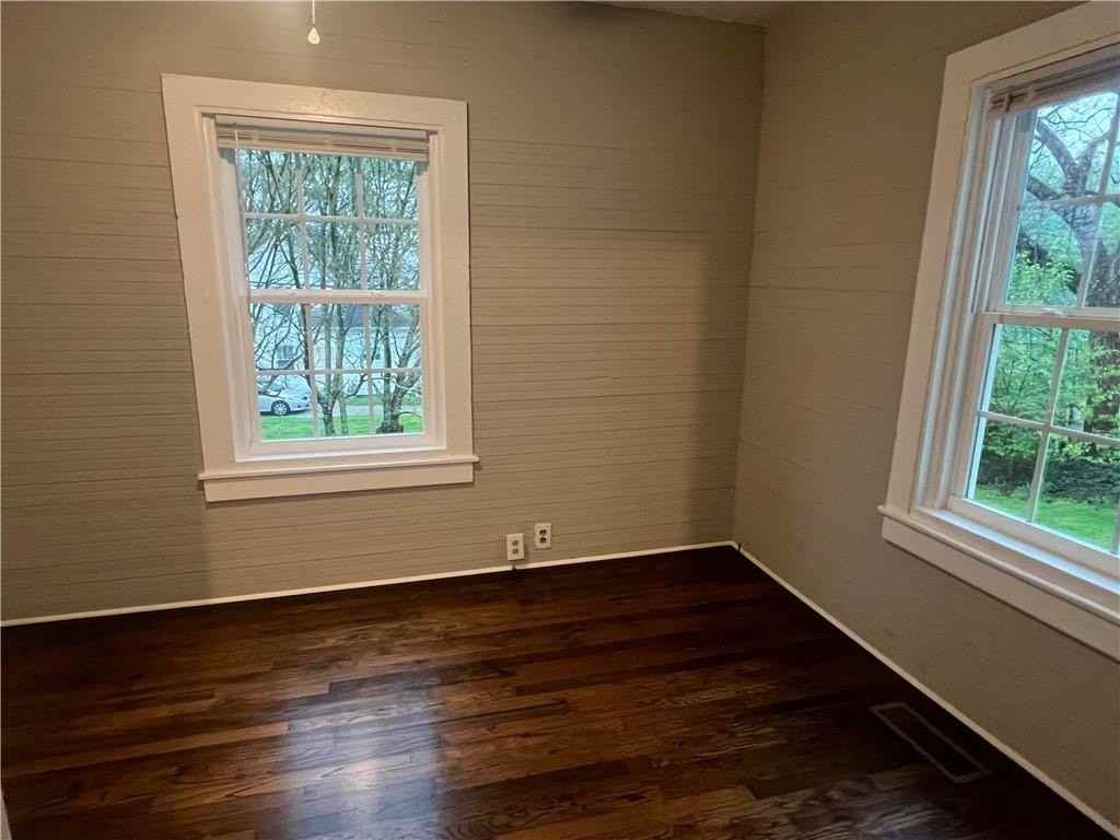 21 Quarry St - Photo 4 of 8