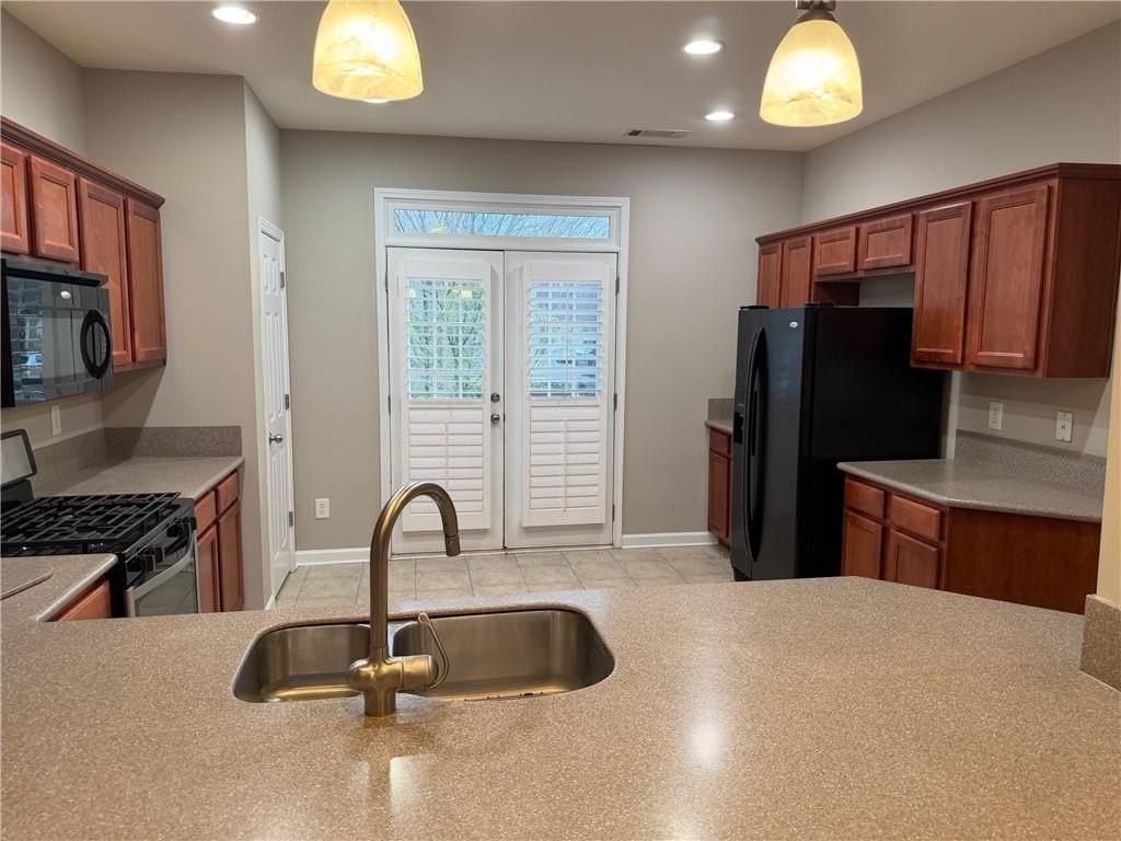 3669 Chicago St - Photo 3 of 27