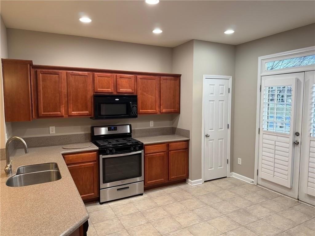 3669 Chicago St - Photo 4 of 27