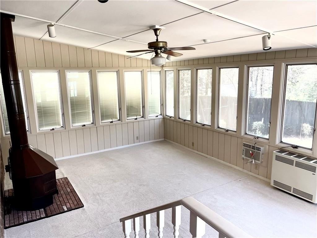 119 Woodlawn Dr Ne - Photo 5 of 45