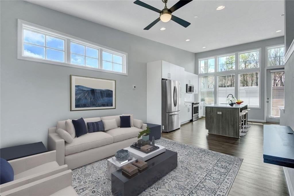 900 Brees Ct - Photo 2 of 33