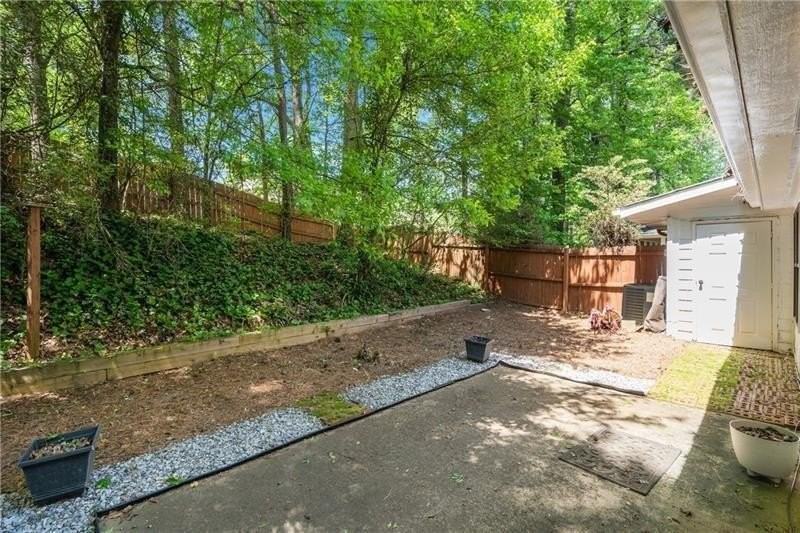 5000 Village Green Way - Photo 2 of 27