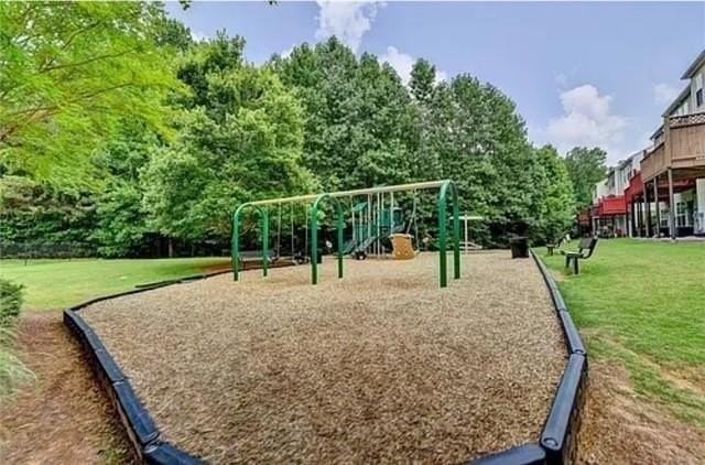 1386 Thornborough Dr - Photo 7 of 8