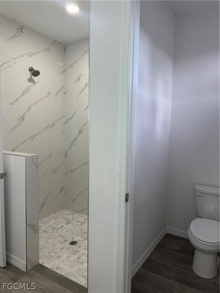 2329 Nw 27th Ave - Photo 7 of 22